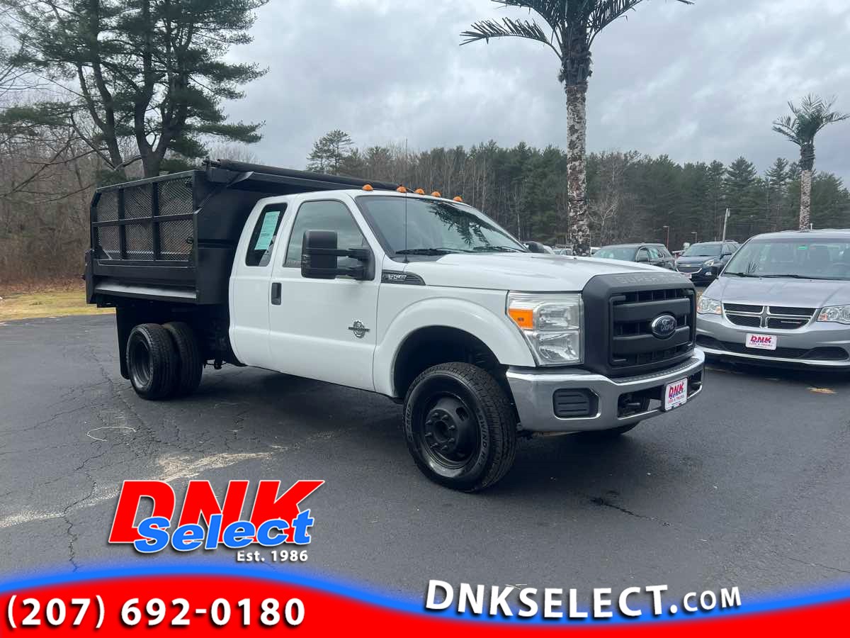 2011 Ford Super Duty F-350 DRW XL