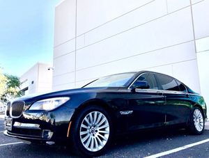 View 2012 BMW 7 Series 