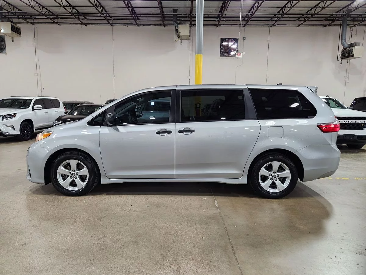 Sold 2020 Toyota Sienna L in Dallas