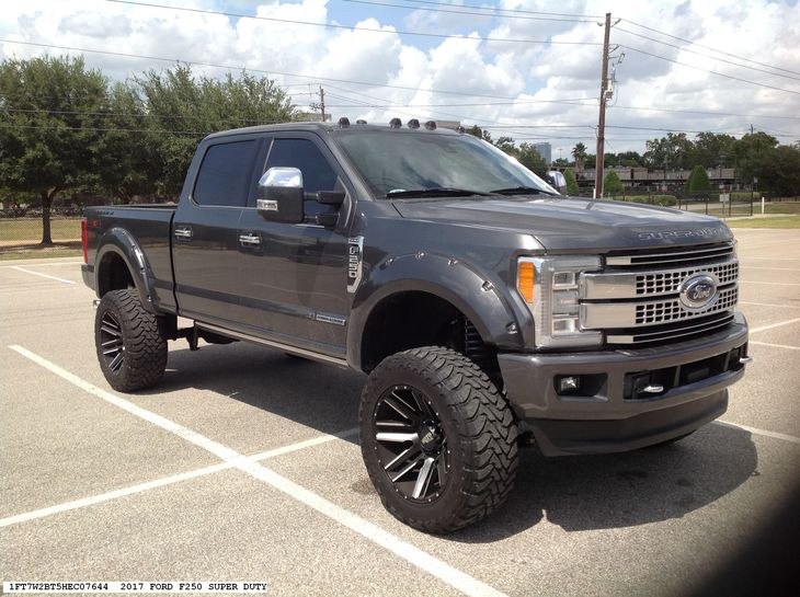 Sold 2017 Ford Super Duty F 250 Srw Platinum In Dallas