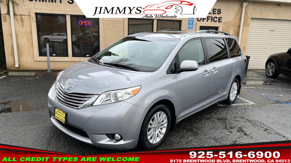 2016 Toyota Sienna XLE