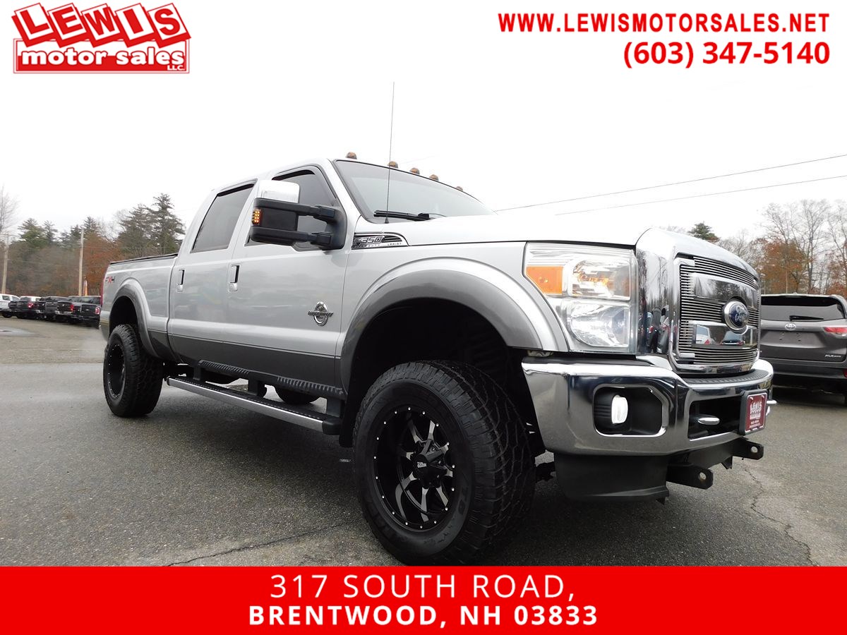 2011 Ford Super Duty F-350 SRW Lariat FX4 Sharp Truck