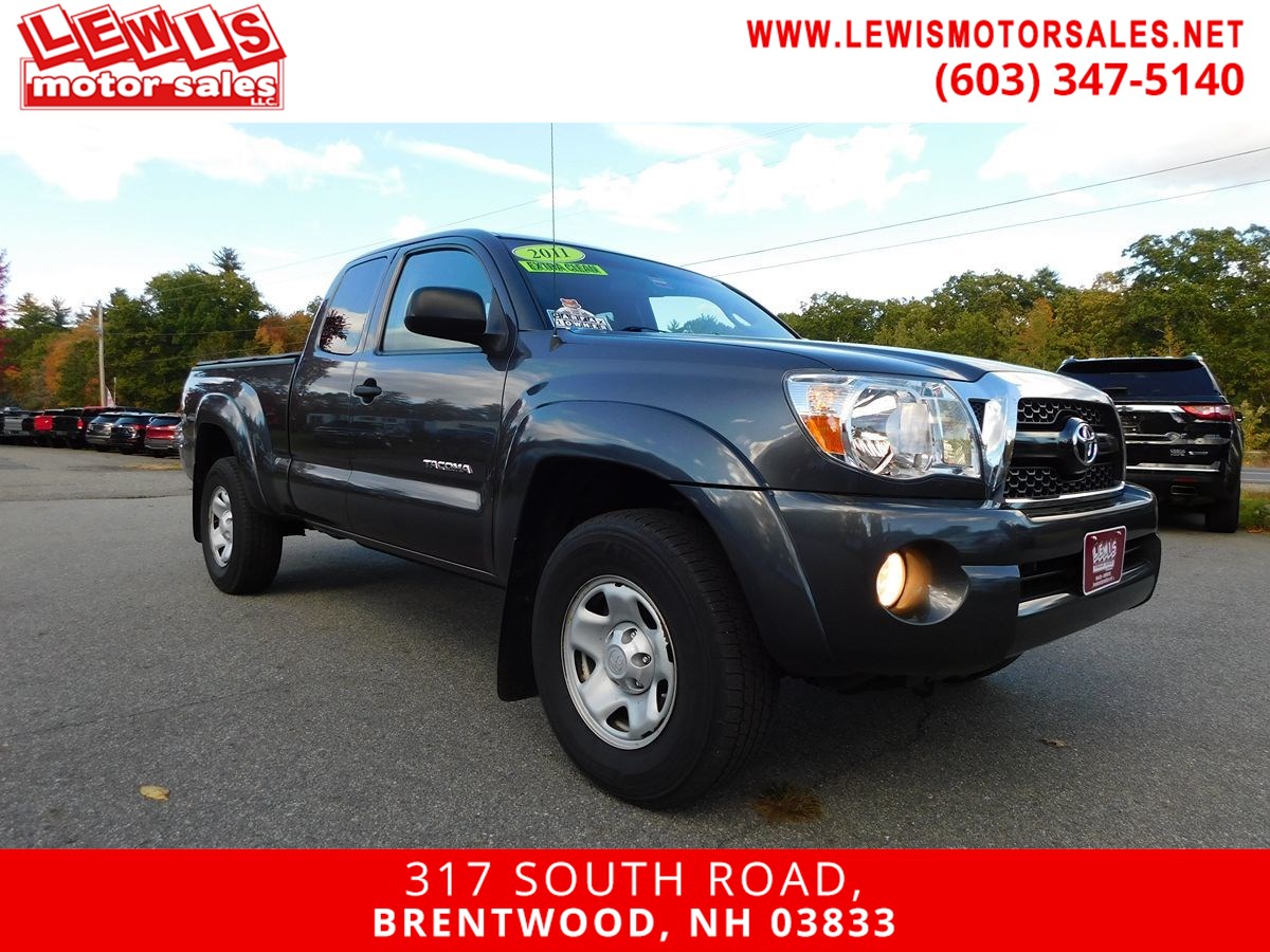 2011 Toyota Tacoma SR5 One Owner Dealer Serviced Clean!