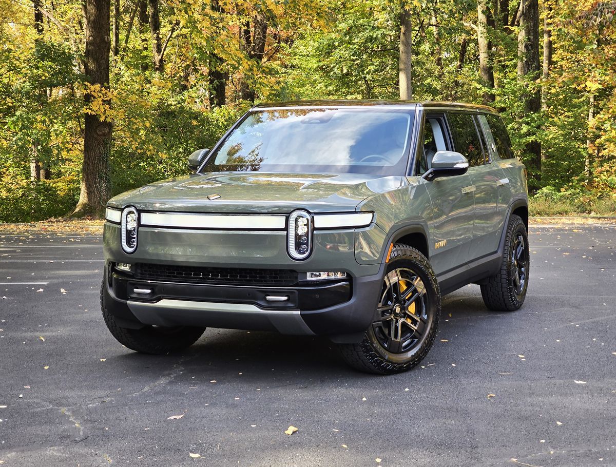 2023 Rivian R1S Launch Edition