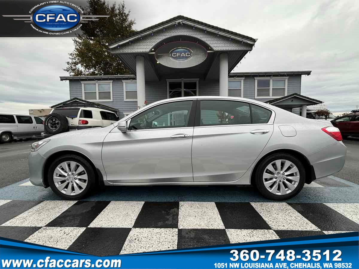 2013 Honda Accord TOURING SEDAN (34 MPG)