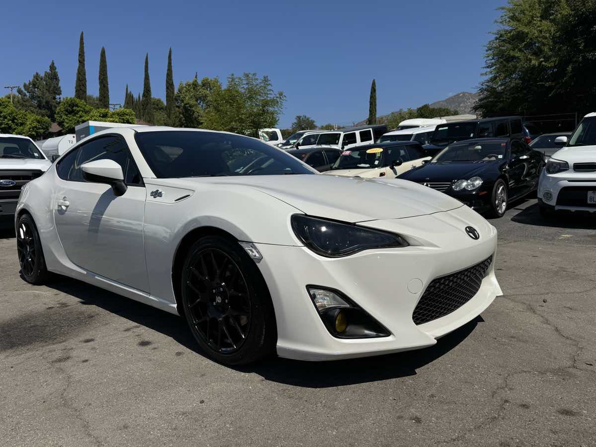 2016 Scion FR-S 