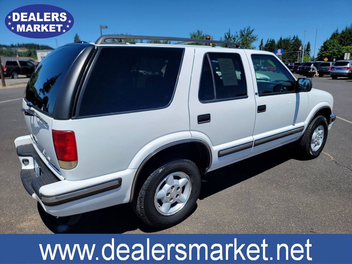 Chevrolet Blazer 2000, factory-issued press photo, IAA, 9/1999