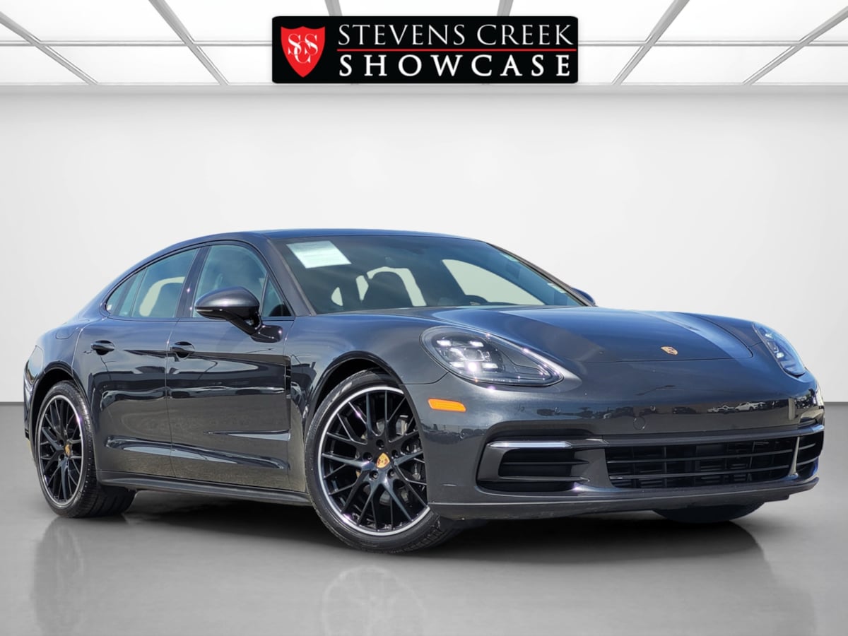 2019 Porsche Panamera 