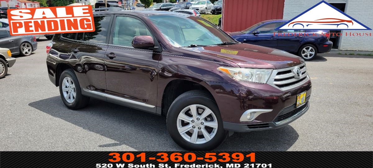 2011 Toyota Highlander Base