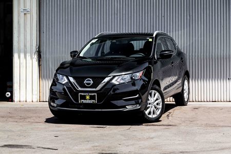 2022 Nissan Rogue Sport SV