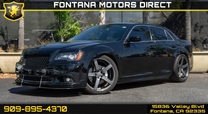 2012 Chrysler 300 SRT8 (Leather Interior Group & Panoramic Sunroof)