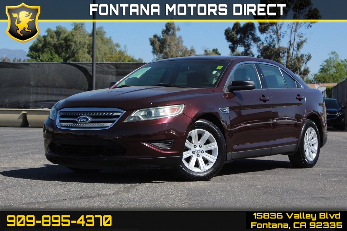 2011 Ford Taurus SE