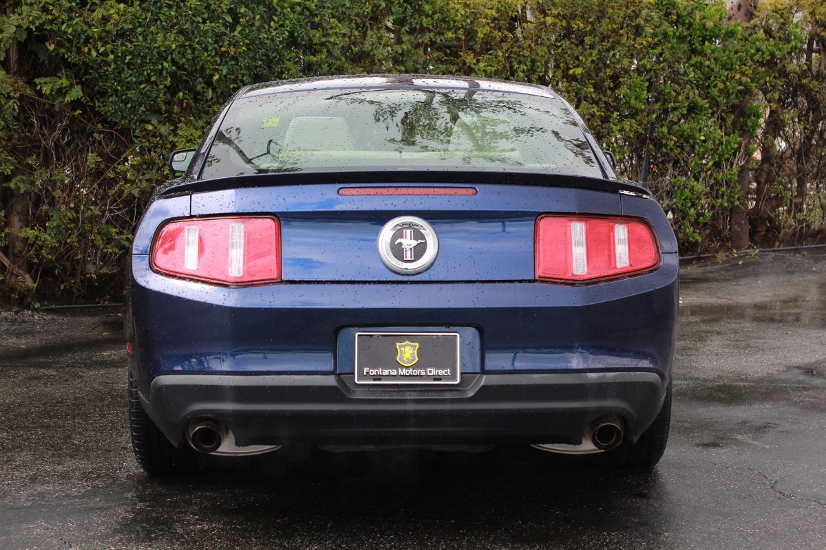 Sold 2012 Ford Mustang V6 in Fontana