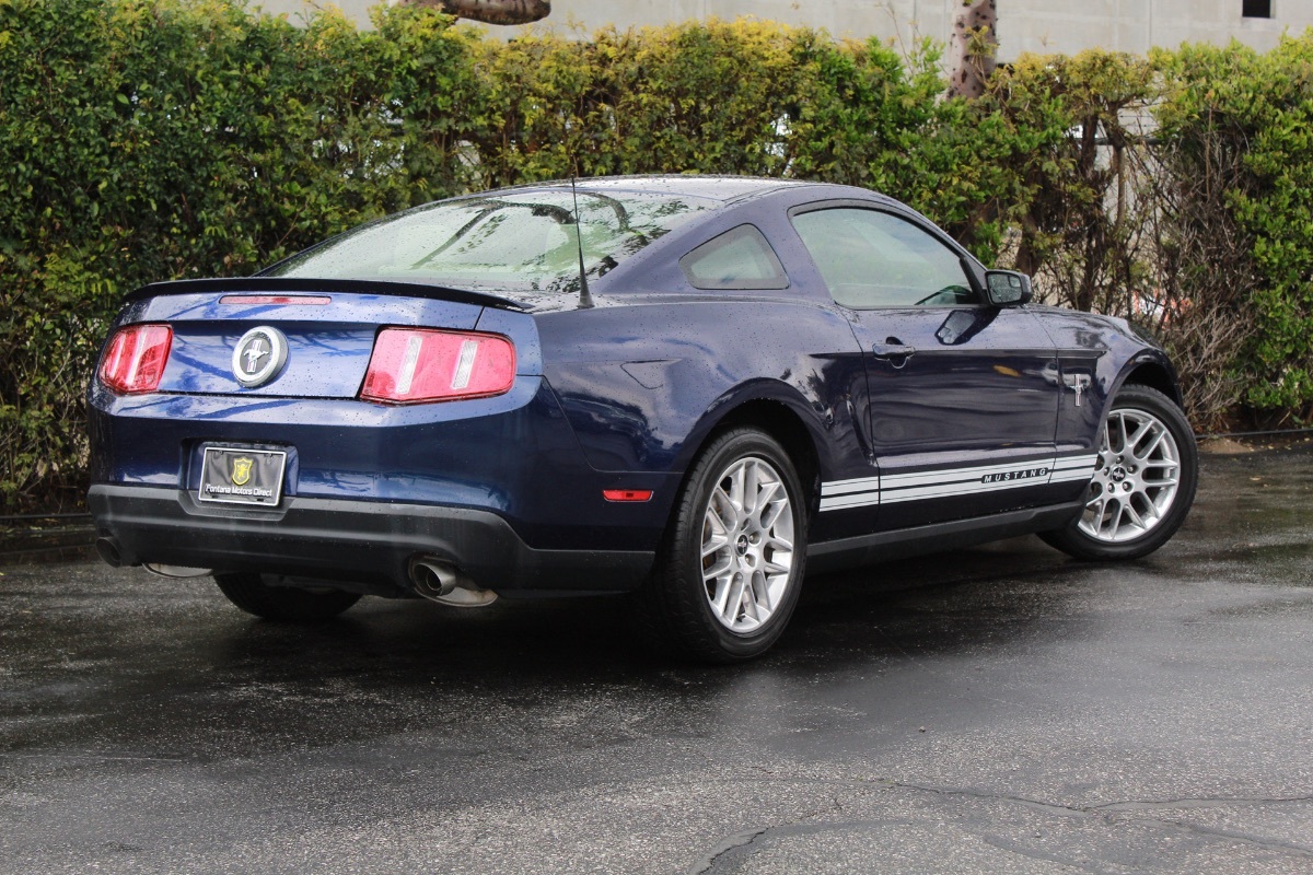 Sold 2012 Ford Mustang V6 in Fontana