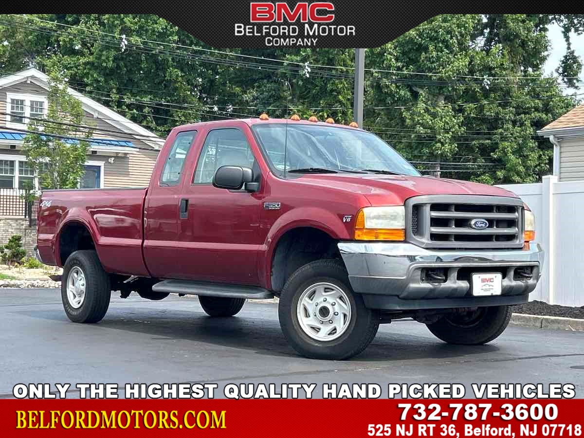 Sold 2001 Ford Super Duty F-350 SRW XL Ext Cab 4X4 5.4L V8 in Belford