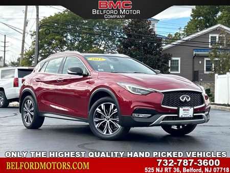 2017 INFINITI QX30 Premium AWD