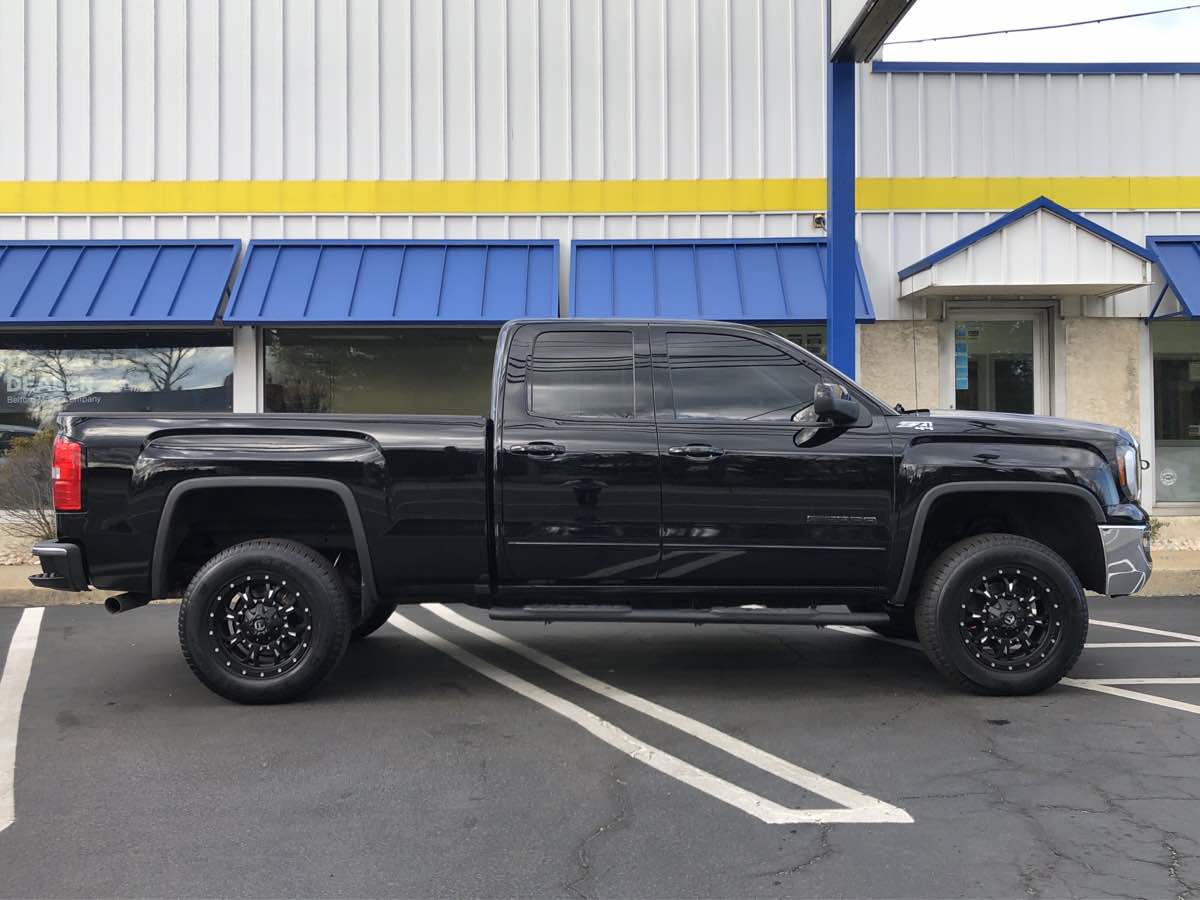 Sold 2017 GMC Sierra 1500 SLE 4X4 5.3L V8 in Belford