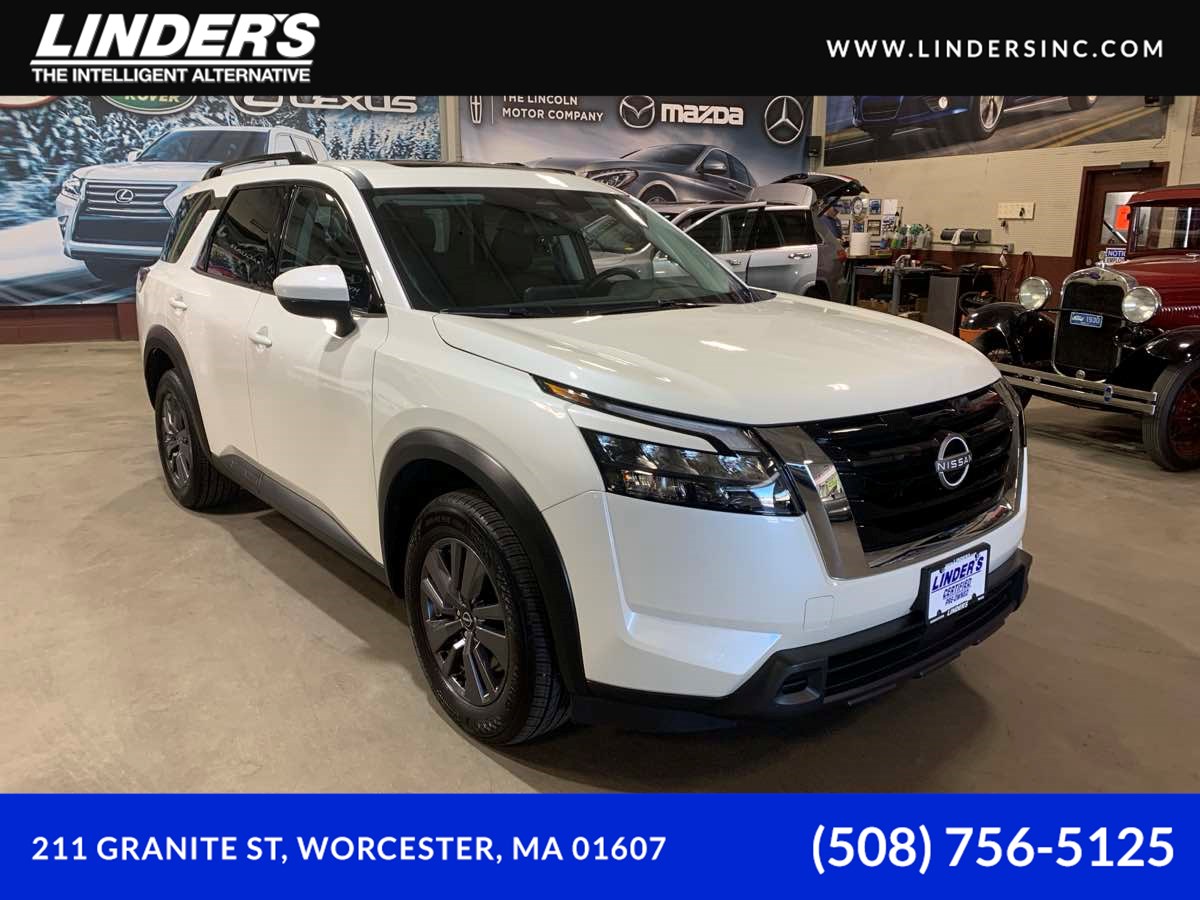 2023 Nissan Pathfinder SV Premium 4WD