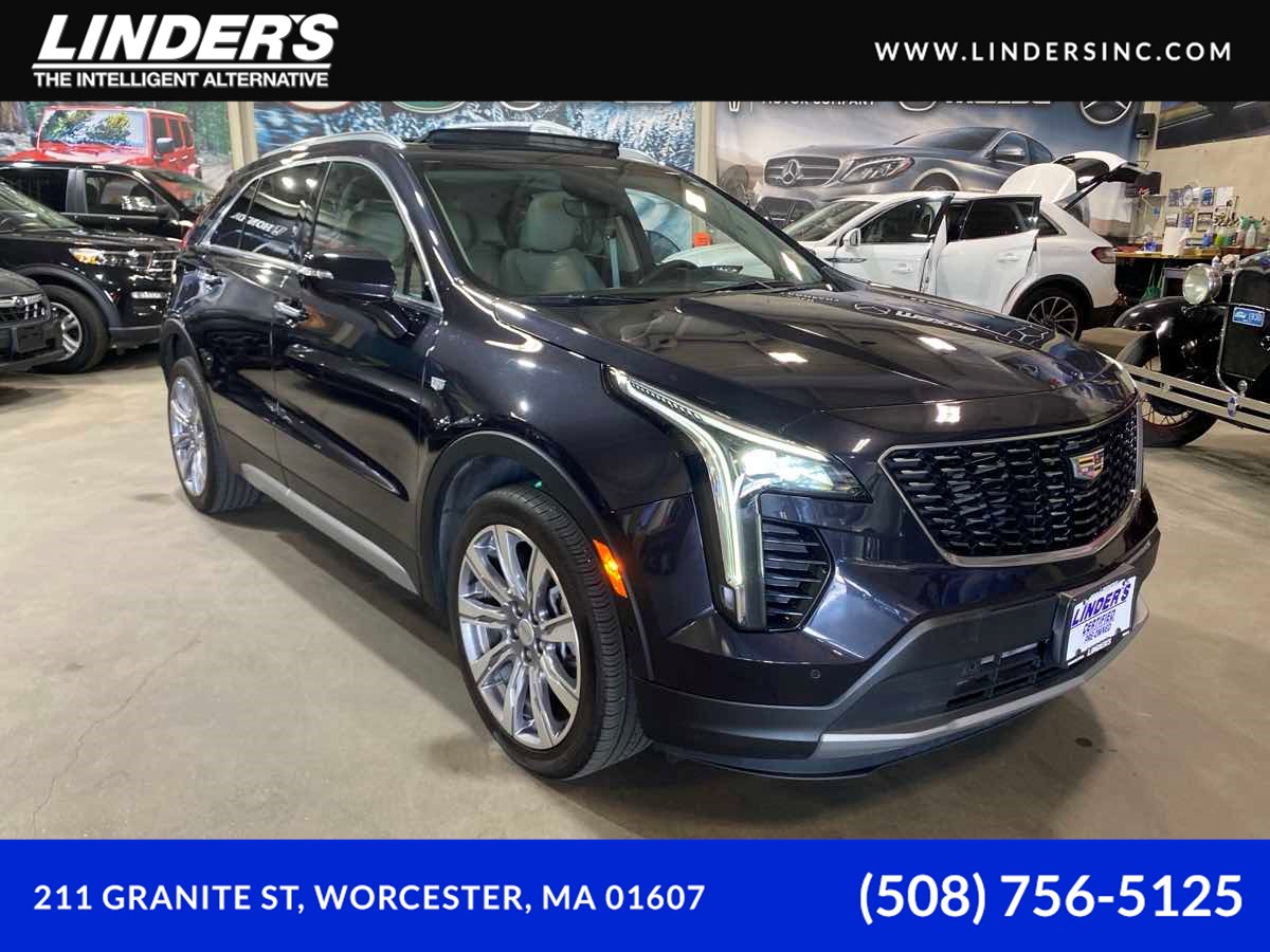 2022 Cadillac XT4 AWD Premium Luxury