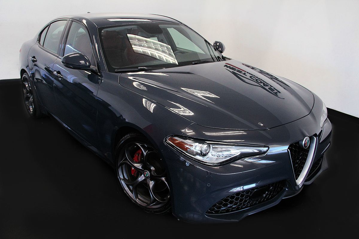 2019 Alfa Romeo Giulia Ti Sport ** Lipari Gray Metallic Paint  ** TI SPORT PERFORMANCE PACKAGE **