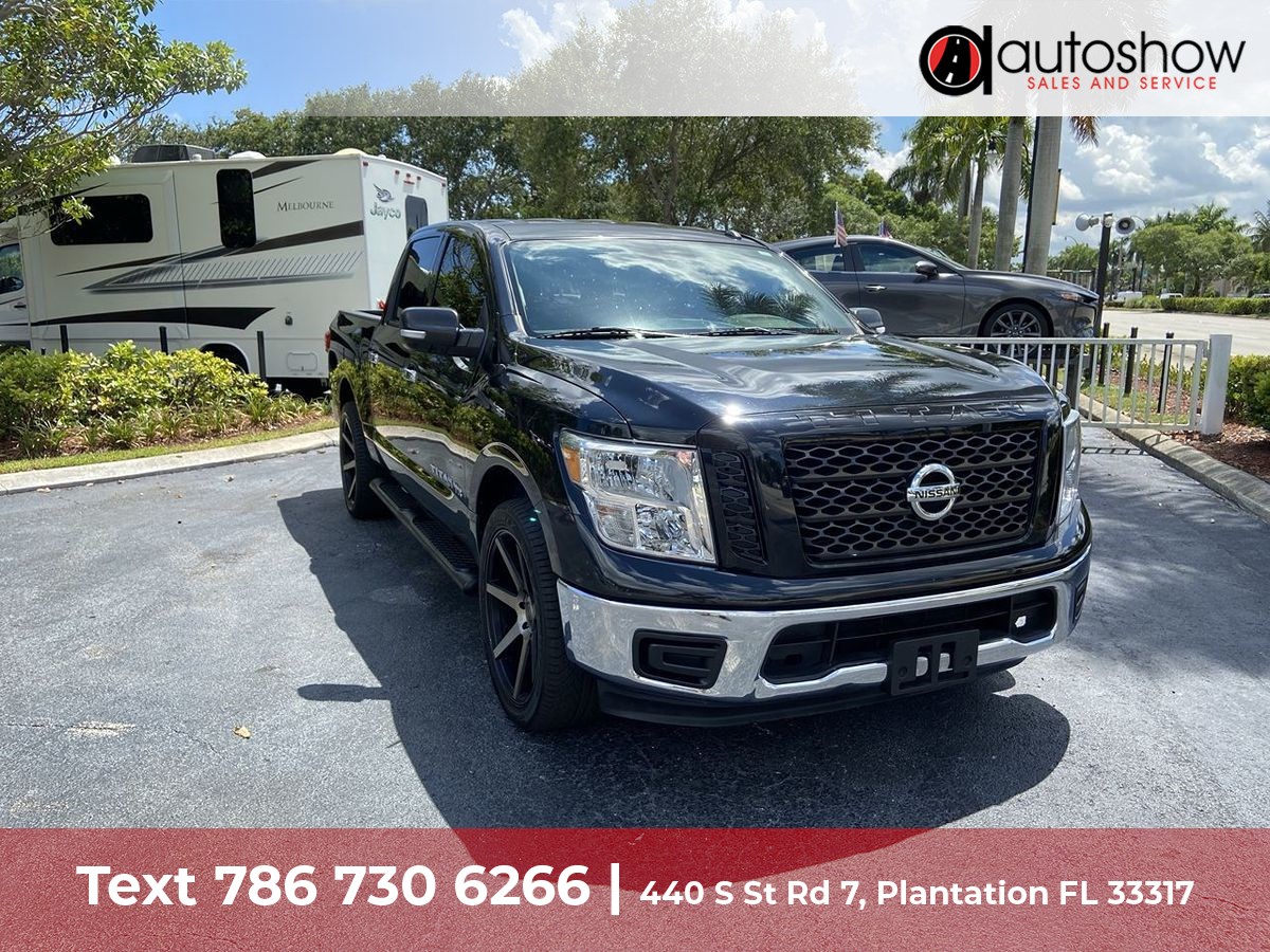 2019 Nissan Titan SV