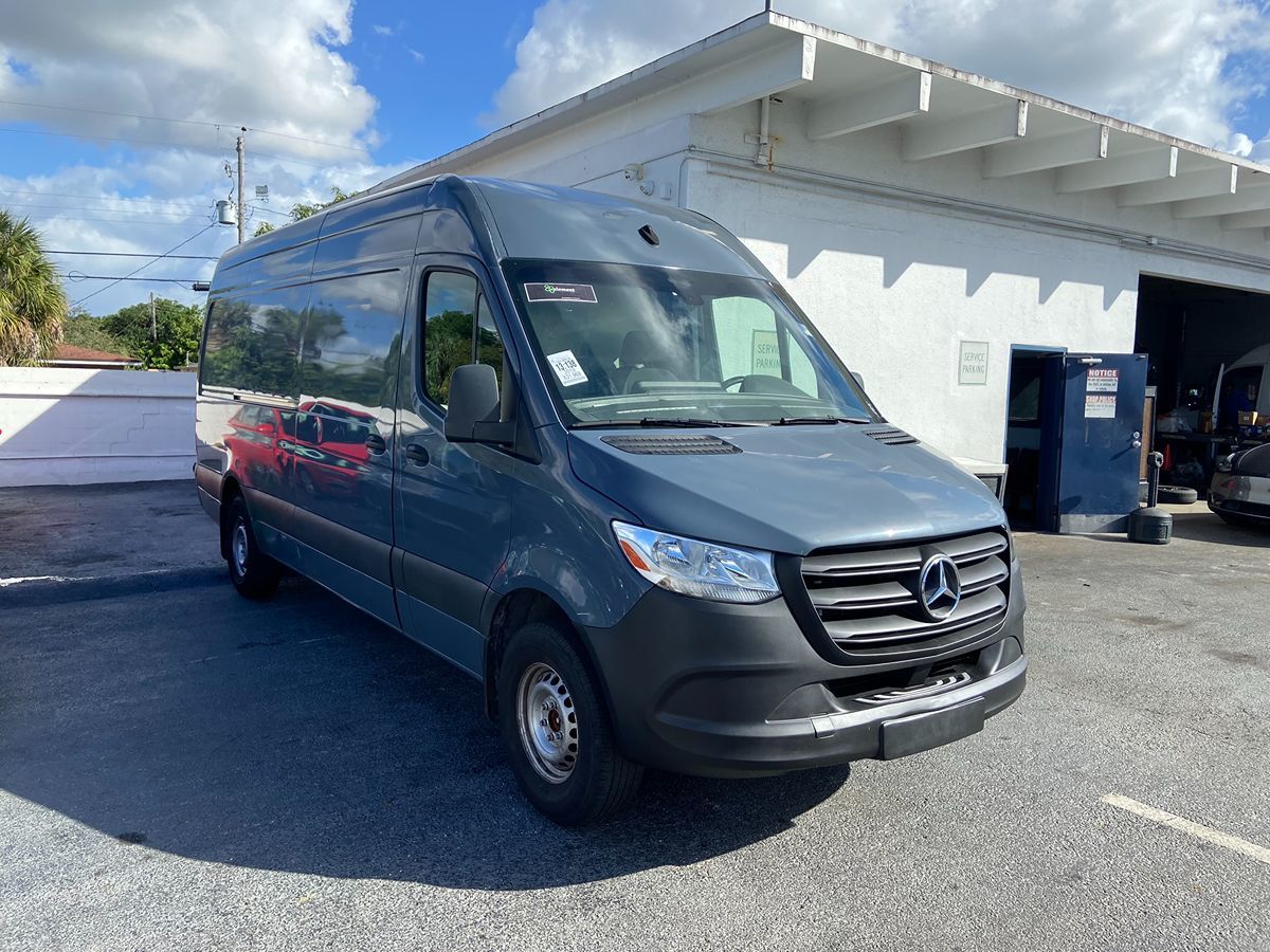 2019 Mercedes-Benz Sprinter 2500 Cargo 170 WB Extended High Roof