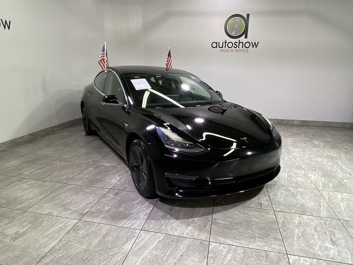 2019 Tesla Model 3 Standard Range Plus