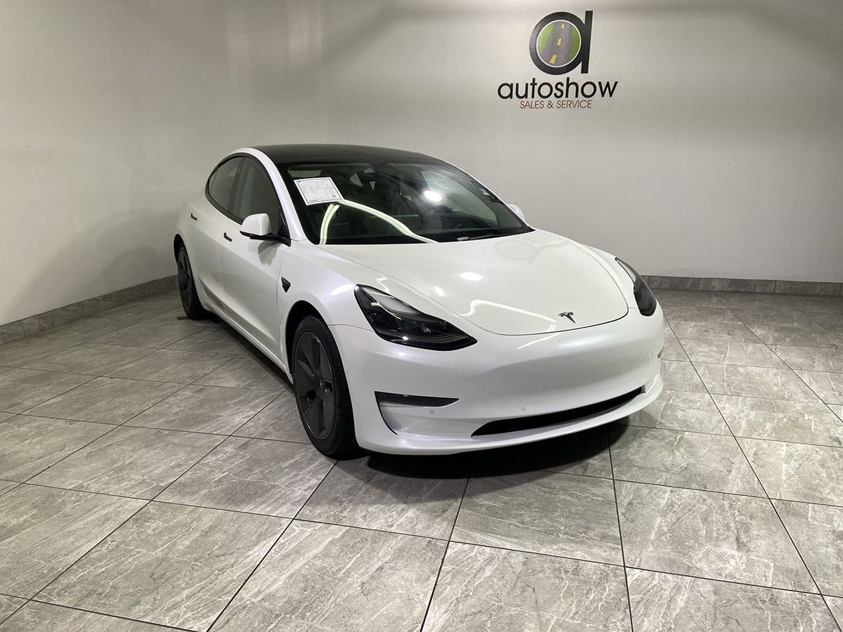 2021 Tesla Model 3 Standard Range Plus