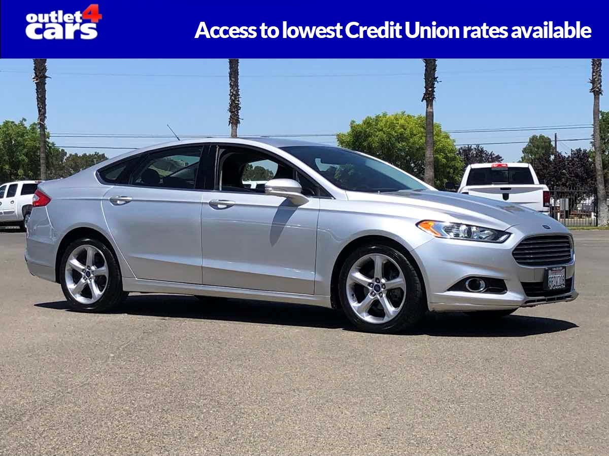 2016 Ford Fusion SE