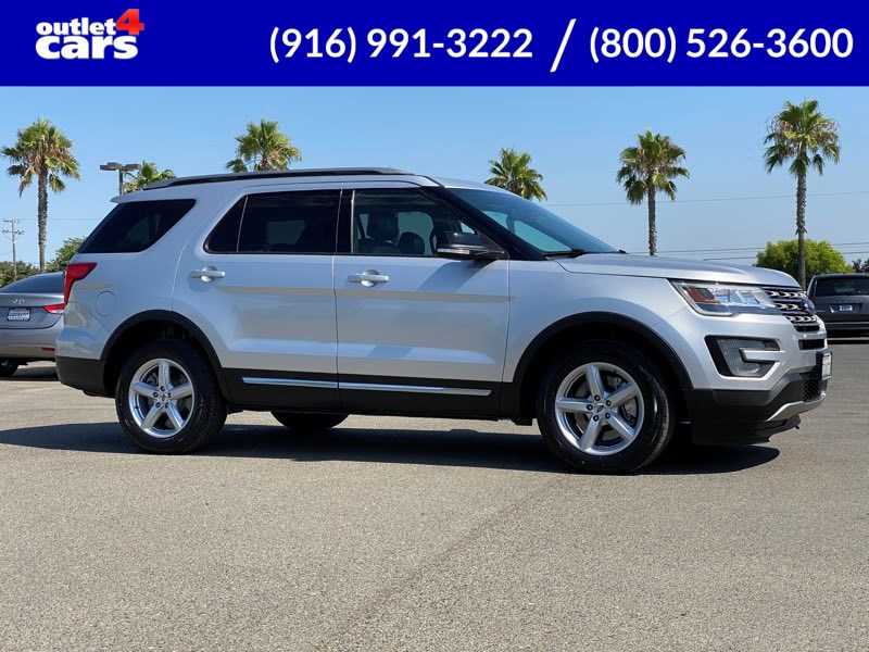 2017 Ford Explorer XLT 4X4