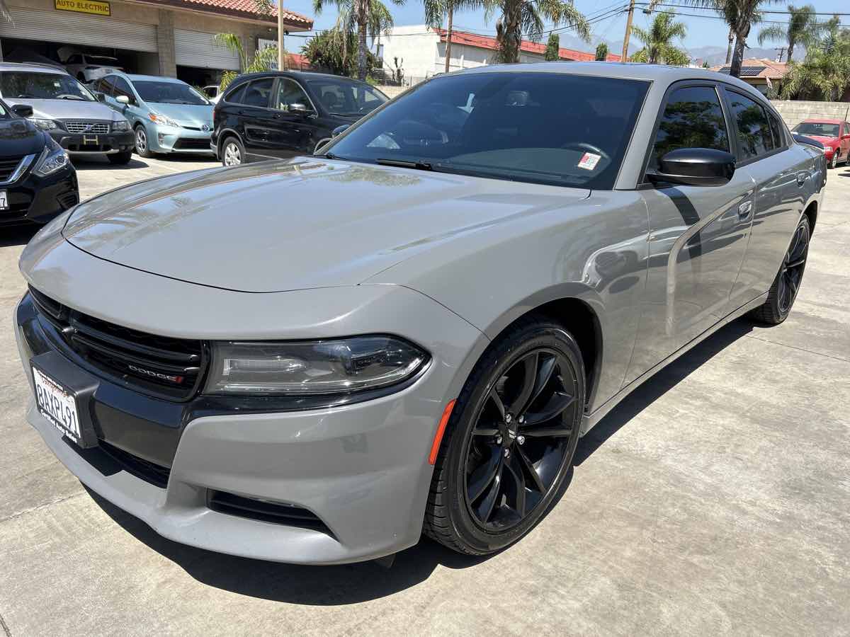 2017 Dodge Charger SXT