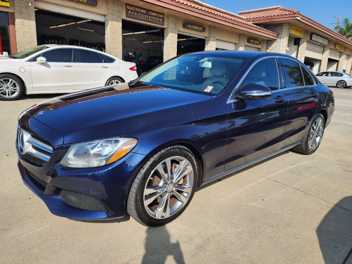 2016 Mercedes-Benz C 300 Sedan