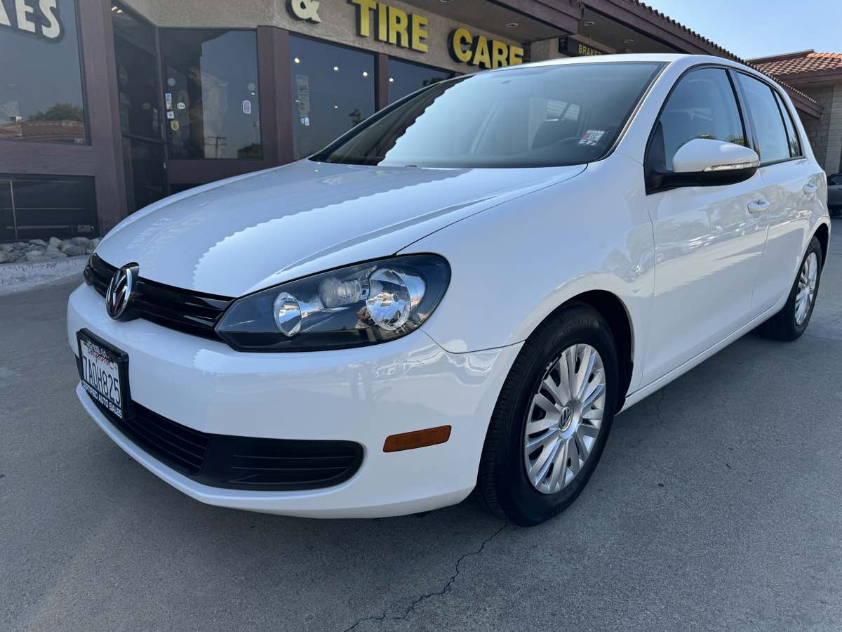 2013 Volkswagen Golf 