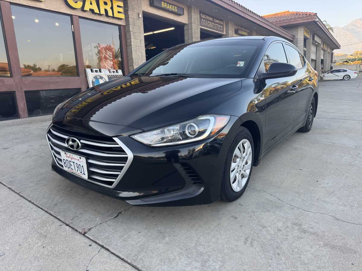 2018 Hyundai Elantra SE