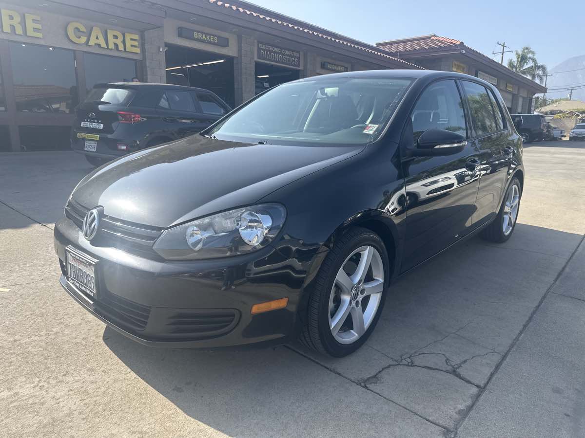 2013 Volkswagen Golf 