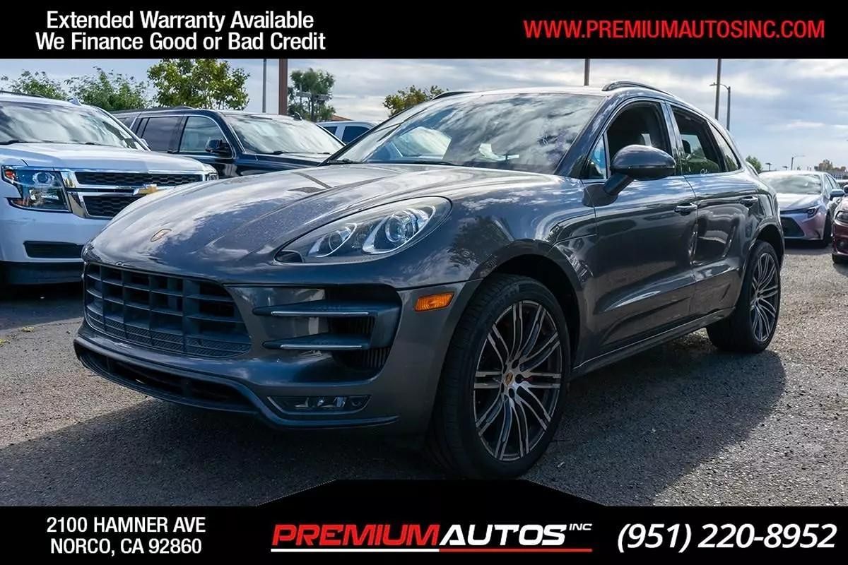 2015 Porsche Macan Turbo