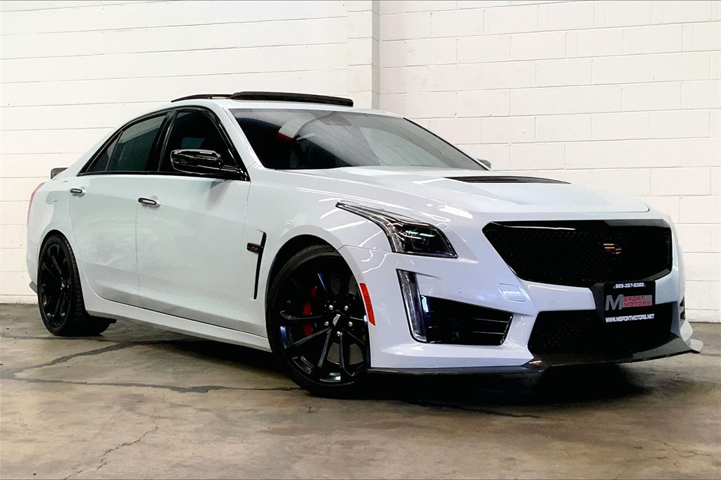 2018 Cadillac CTS-V Sedan Glacier Metallic Edition