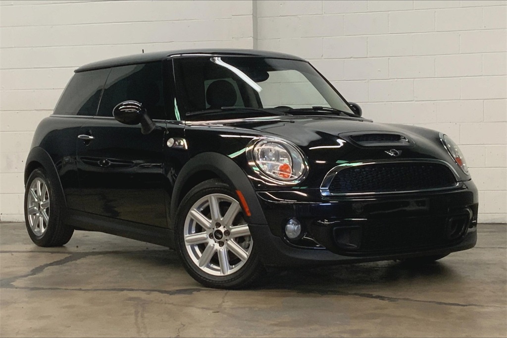 2013 MINI Cooper Hardtop Base