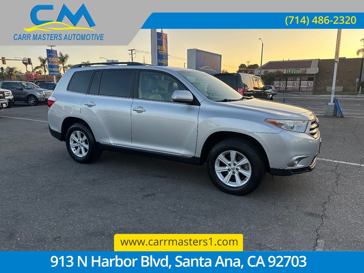 2013 Toyota Highlander SE