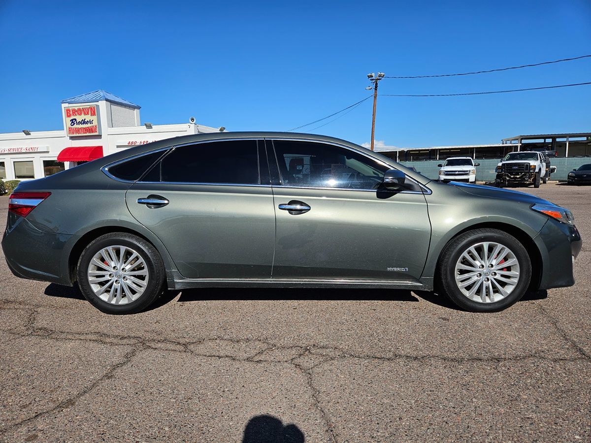 2013 Toyota Avalon Hybrid Limited