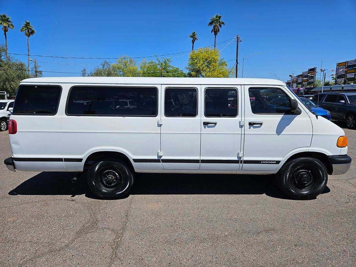 2002 Dodge Ram Wagon 