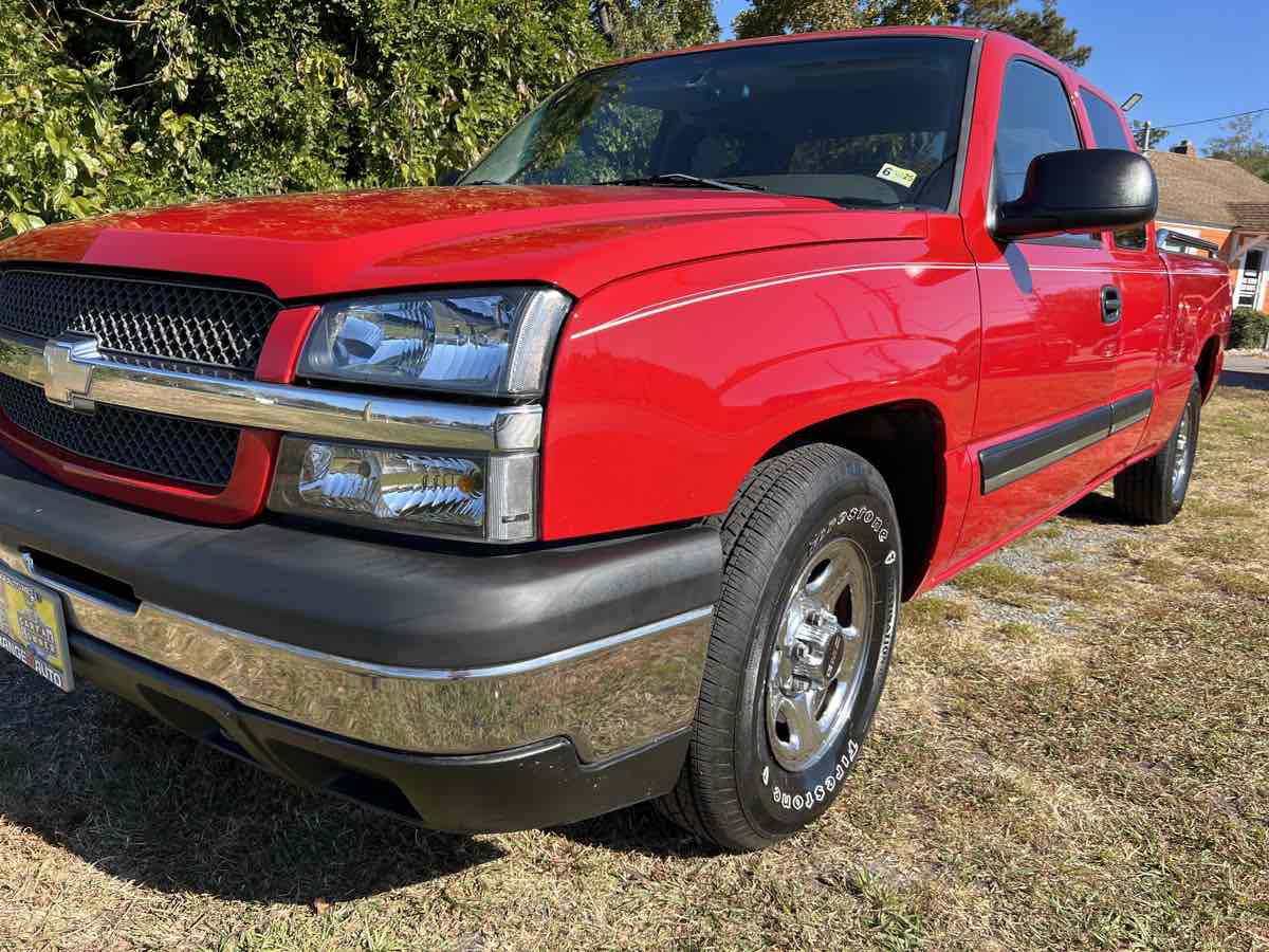 2004 Chevrolet Silverado 1500 LS