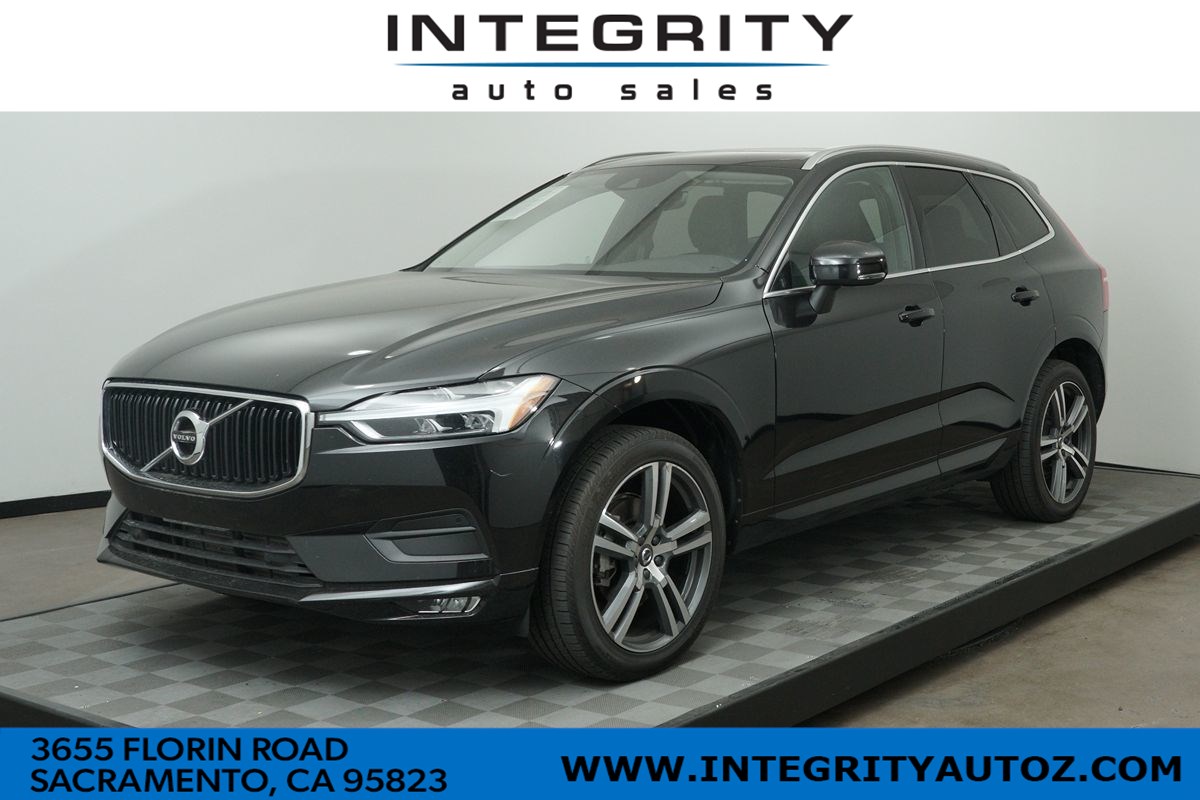 2021 Volvo XC60 T5 Momentum Sport Utility 4D