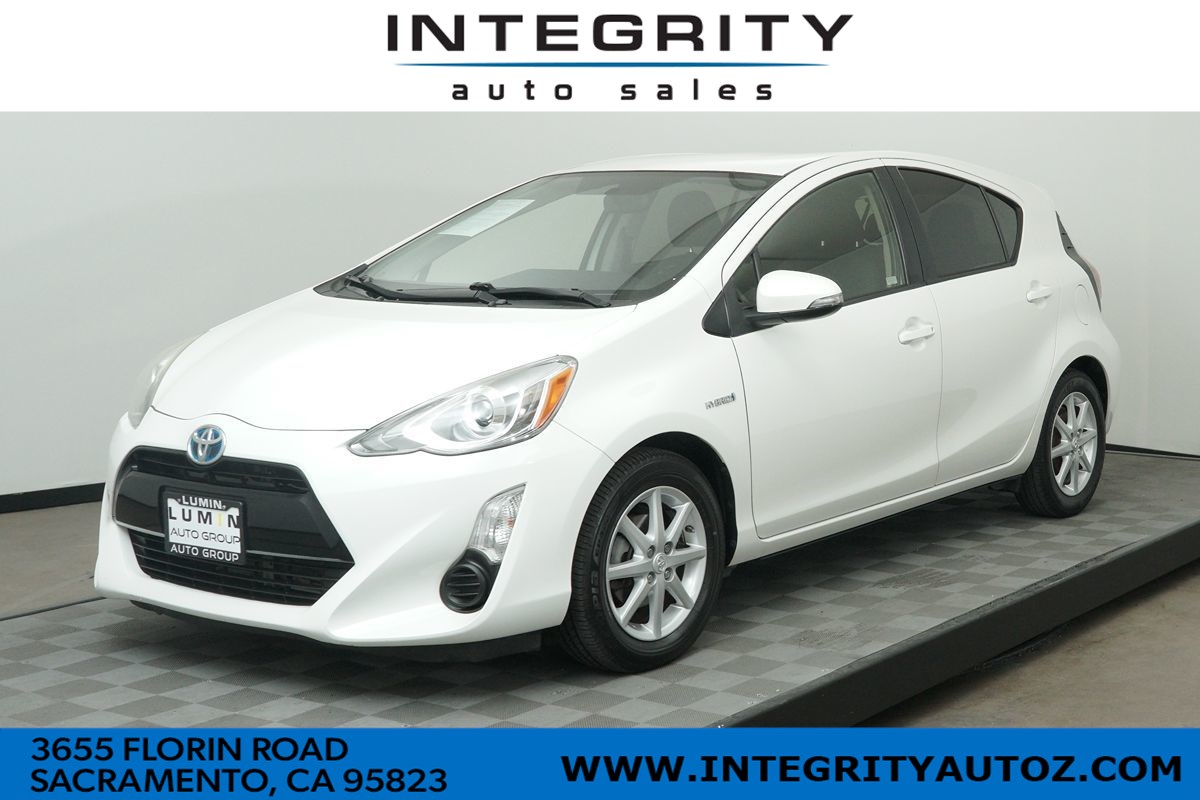 2015 Toyota Prius c Three Hatchback 4D