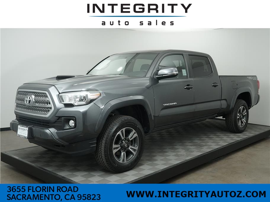 2017 Toyota Tacoma TRD Sport Pickup 4D 6 ft