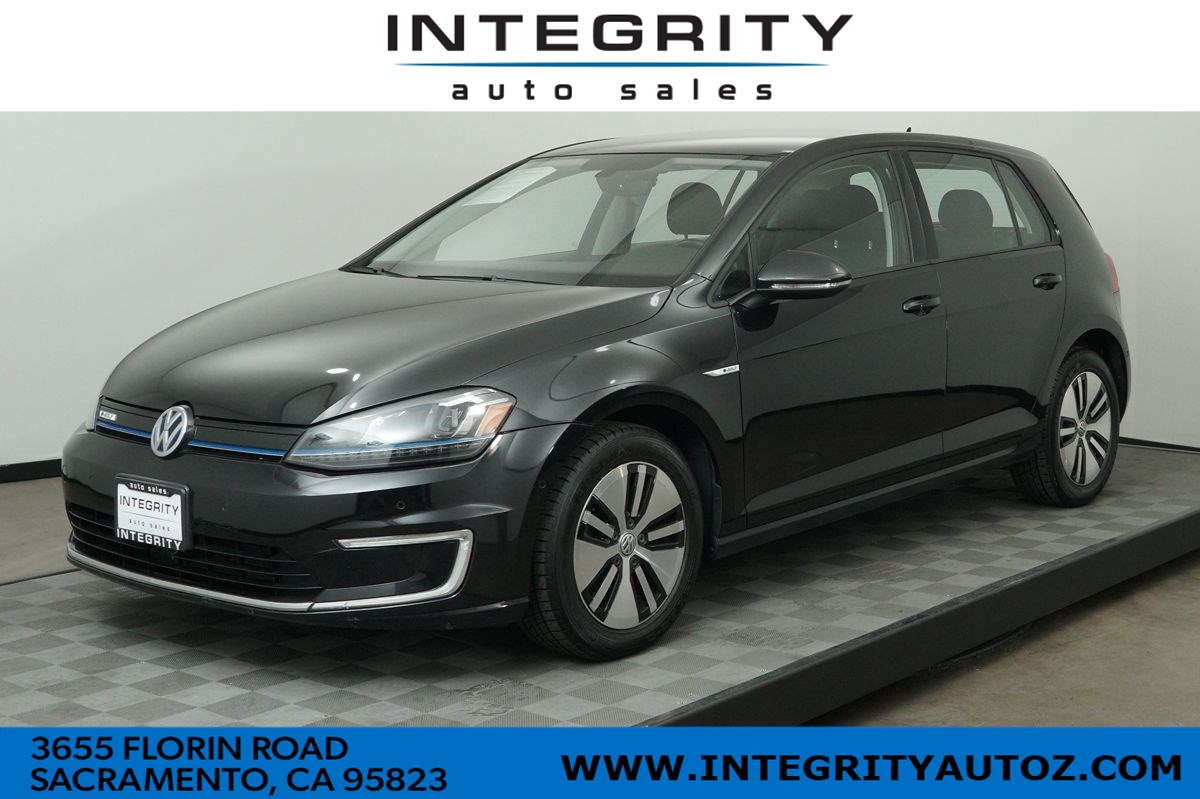 2016 Volkswagen e-Golf SEL Premium Hatchback Sedan 4D