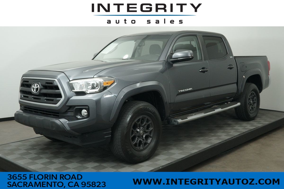 2017 Toyota Tacoma SR5 Pickup 4D 5 ft