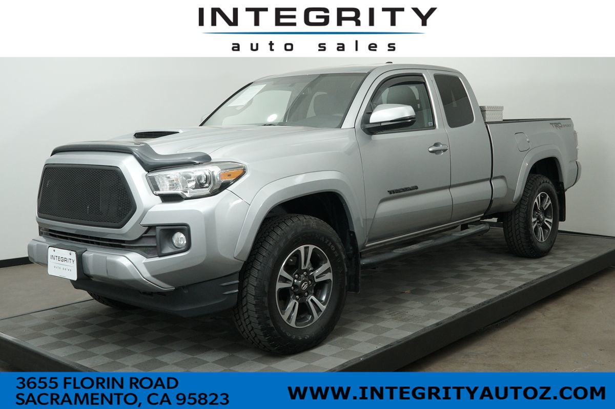 2016 Toyota Tacoma TRD Sport Pickup 4D 6 ft