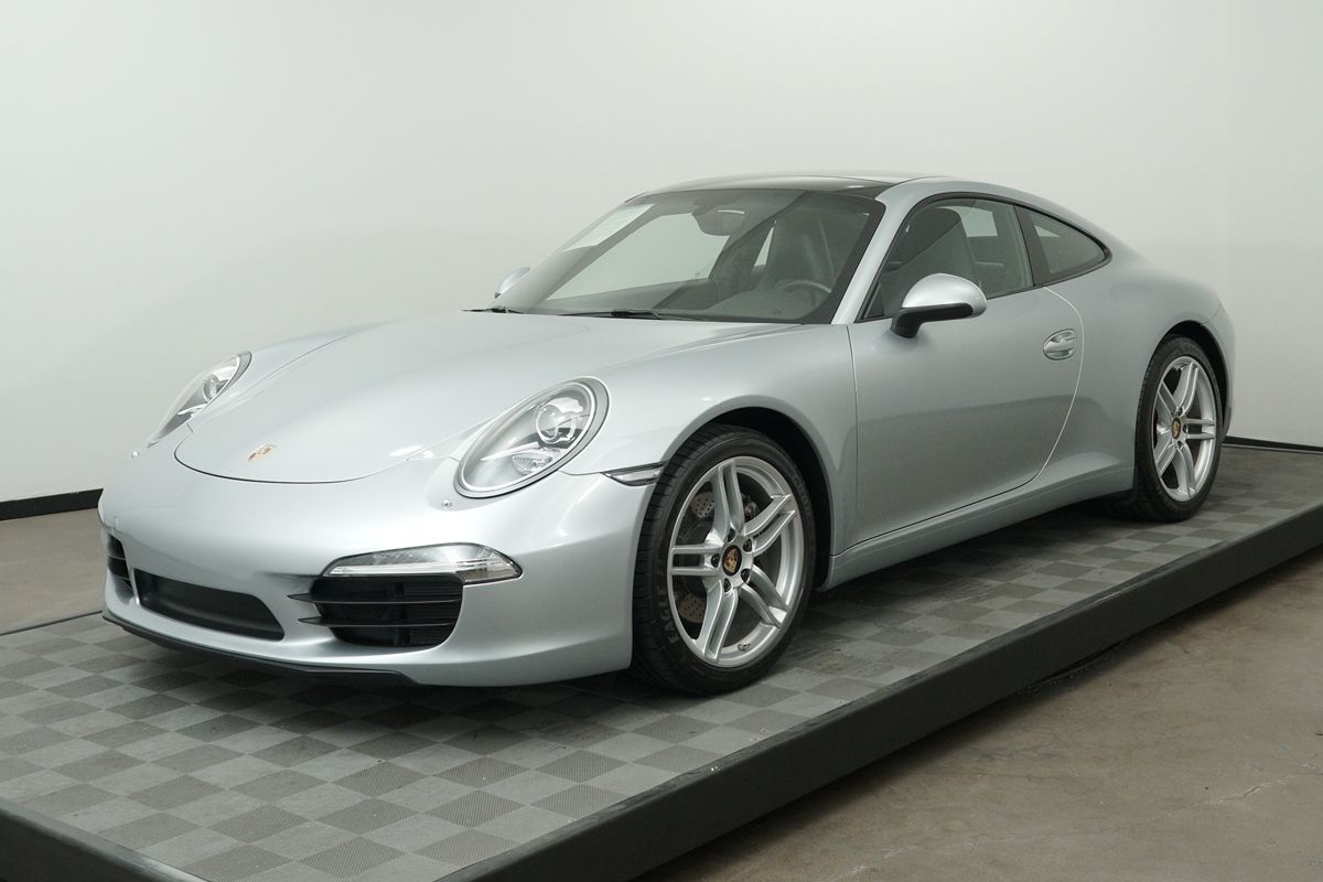 2015 Porsche 911 Carrera Coupe 2D