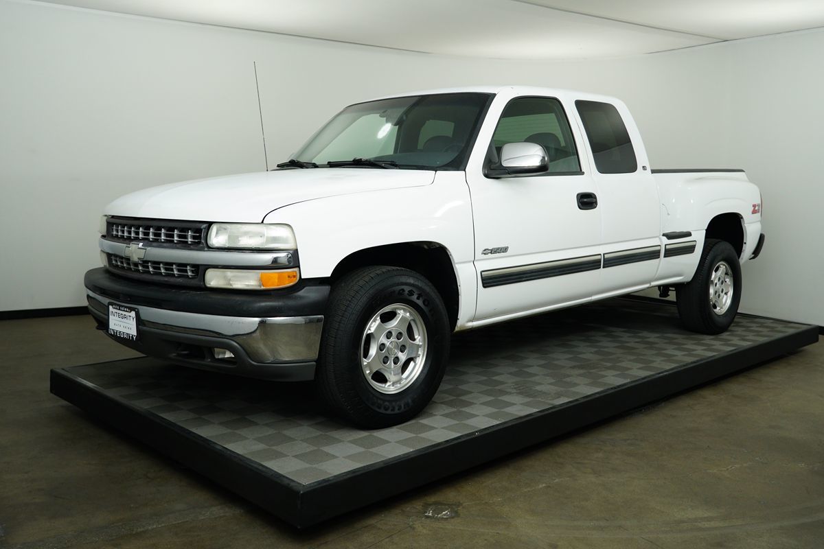 2000 Chevrolet Silverado 1500 Short Bed